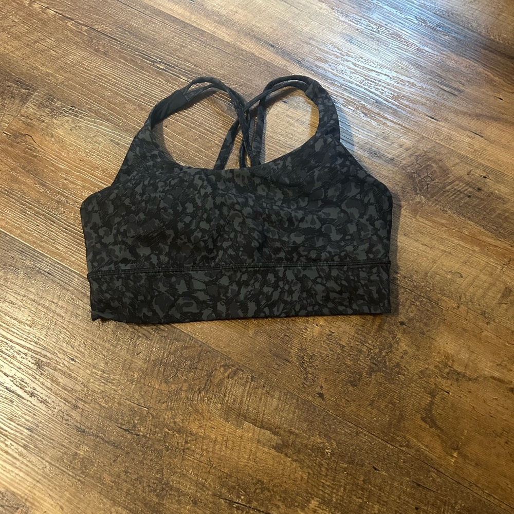 Lululemon size 8 Energy Long Line sports bra